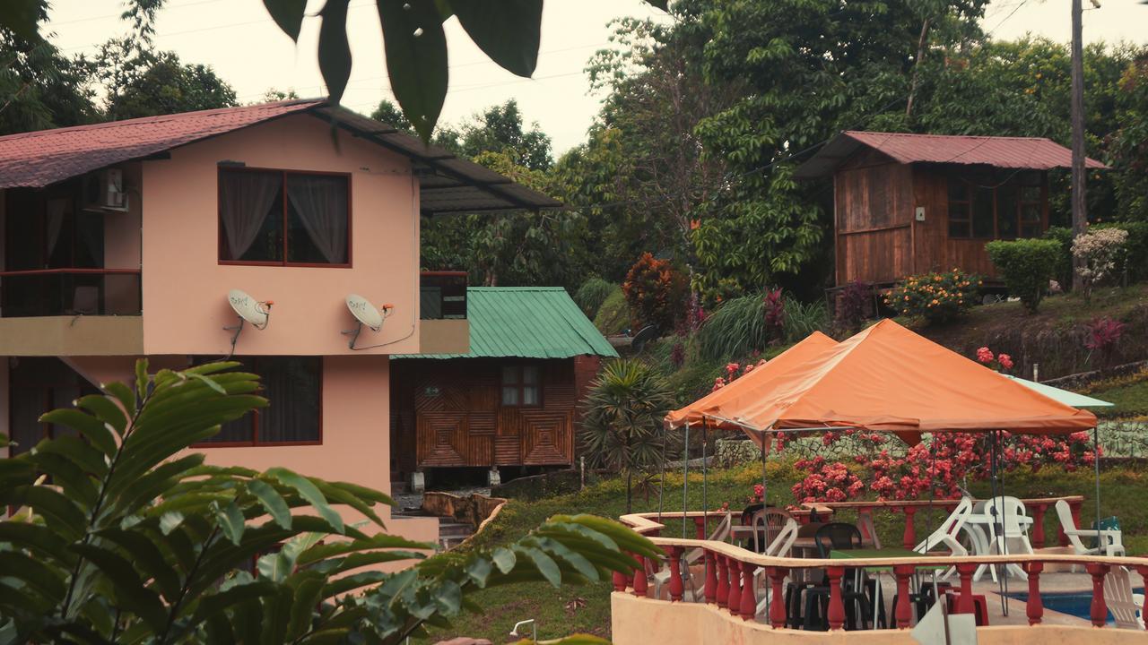 Hosteria Kasadasa Villa Santo Domingo de los Colorados Exterior photo