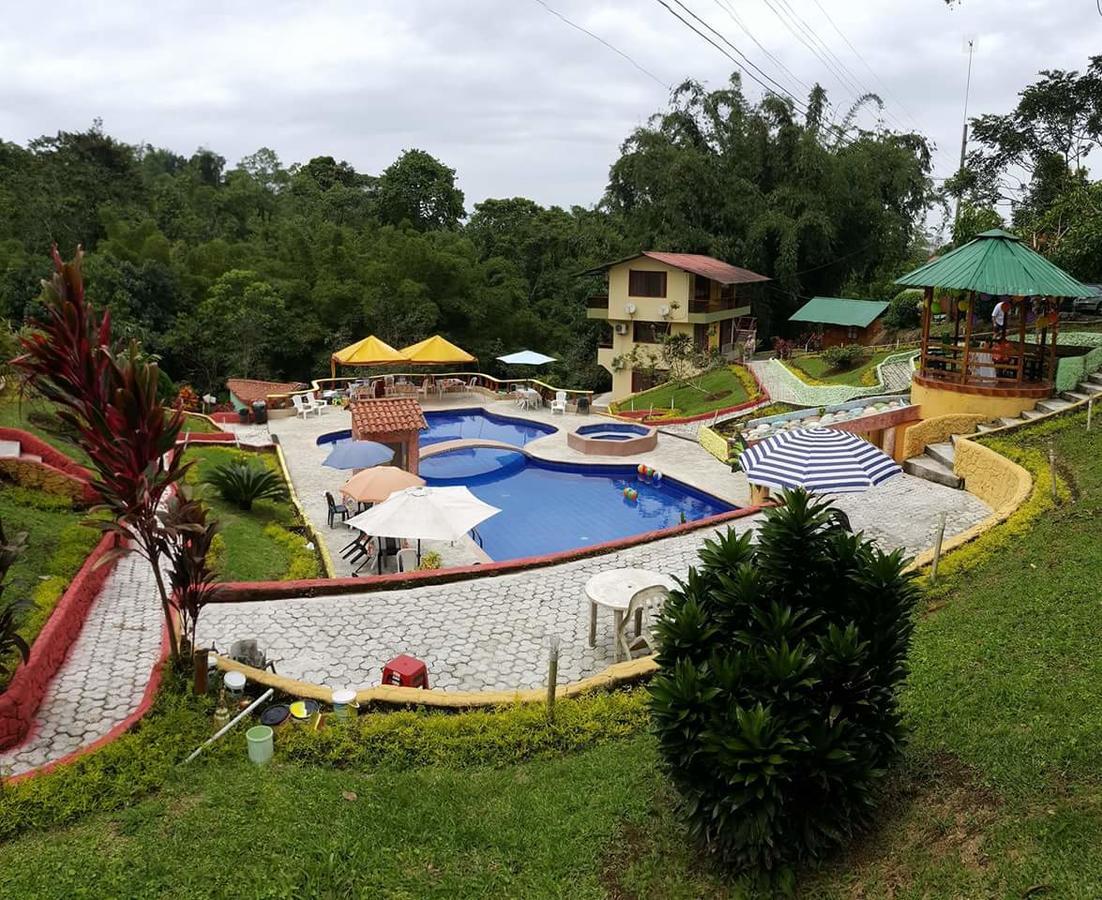 Hosteria Kasadasa Villa Santo Domingo de los Colorados Exterior photo